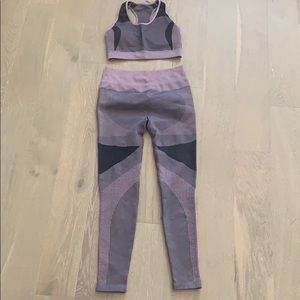 Pink and Black workout set!